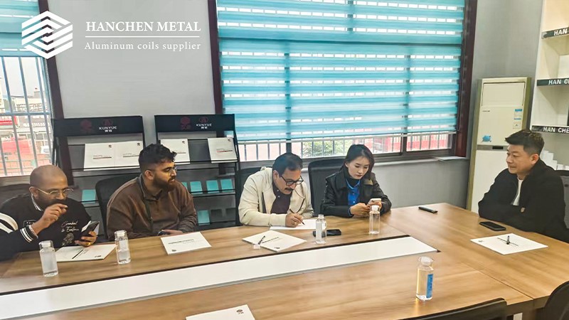 Sandwich-Panel-Manufacturer-Visits-Hanchen-Metal-1 Sandwich-Panel-Manufacturer-Visits-Hanchen-Metal-1